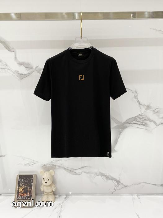 クール印象 人気定番低価 今季トレンド抜け感新品FENDI半袖Tシャツブランド 品 激安 通販_0_0