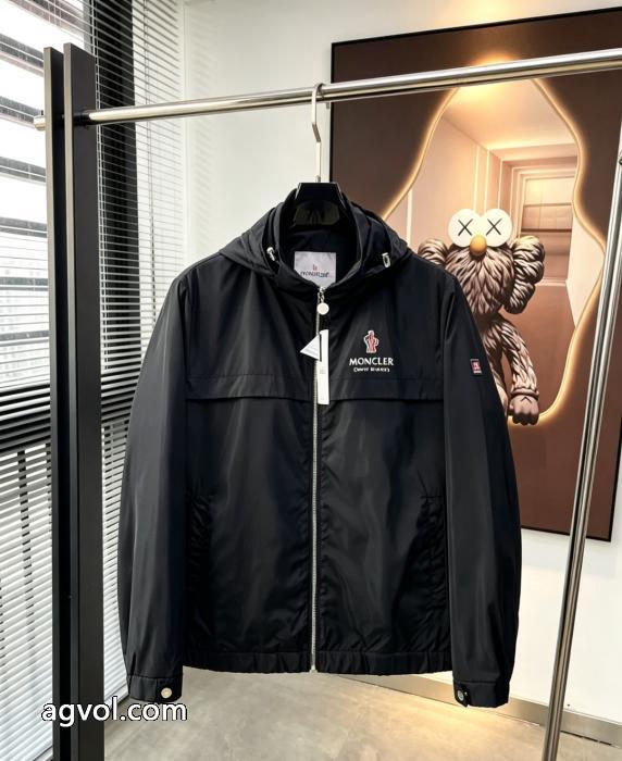 ジャケットMONCLERブランド コピー s 級人気通販 柔らかくて 遂に再入荷_0_1