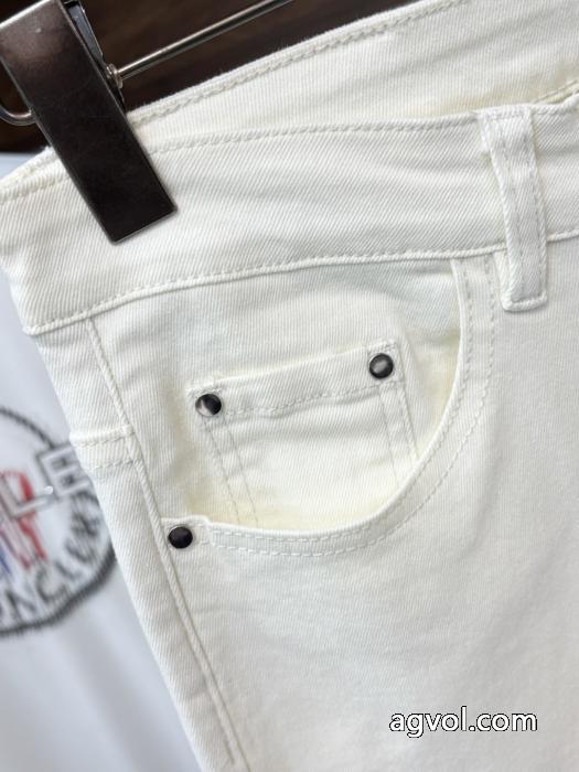 アルマーニブランド スニーカー 激安超目玉人気通販品 長く使える！ 高品質な商品ジーパン.._0_4