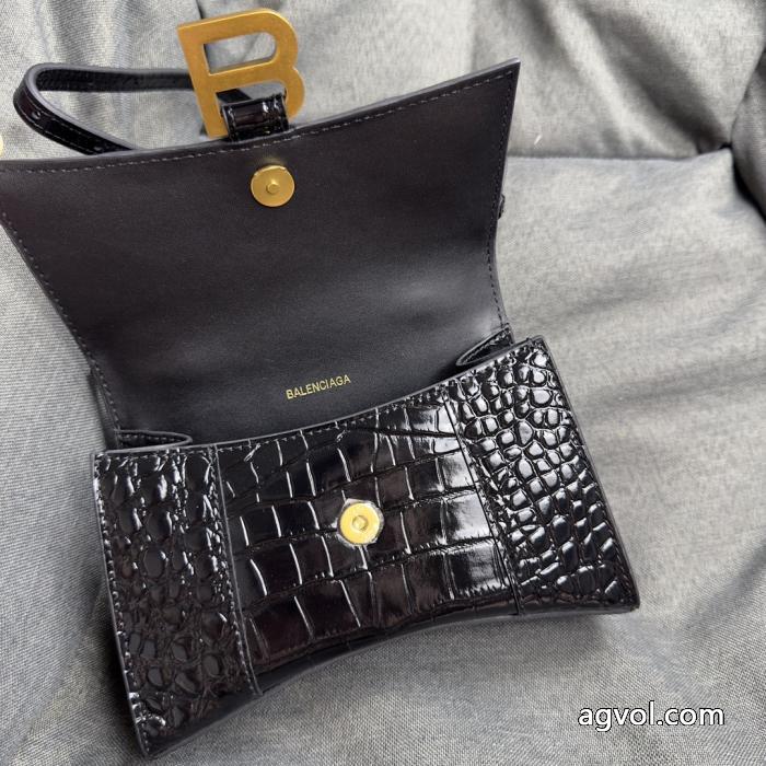 バッグスーパー コピー 安心不動の人気を誇る 最新商品 ファッションに新しい色balenciaga._0_5