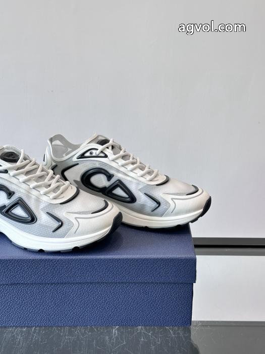 新作セール価格で カワイイ雰囲気 今からの季節にピッタリ！ スニーカーDIORブランド コピー 優良店.._0_3