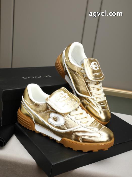 スーパー コピー ブランド 通販最安値新作 大人っぽく仕上げ ファッション感満載！COACHスニーカー.._0_3