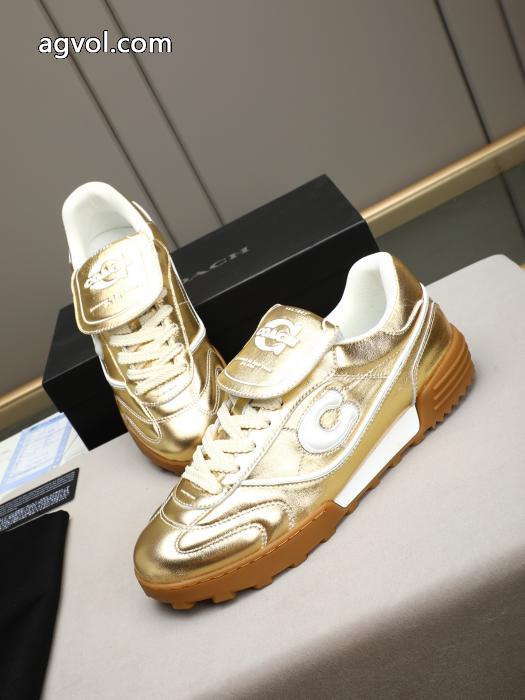 スーパー コピー ブランド 通販最安値新作 大人っぽく仕上げ ファッション感満載！COACHスニーカー.._0_5