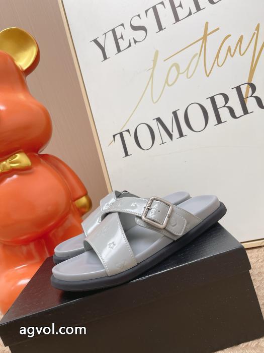 PHILIPP PLEINスリッパ流行の注目ブランド 赤字超特価最新作 上質  コピー 商品 販売._0_4