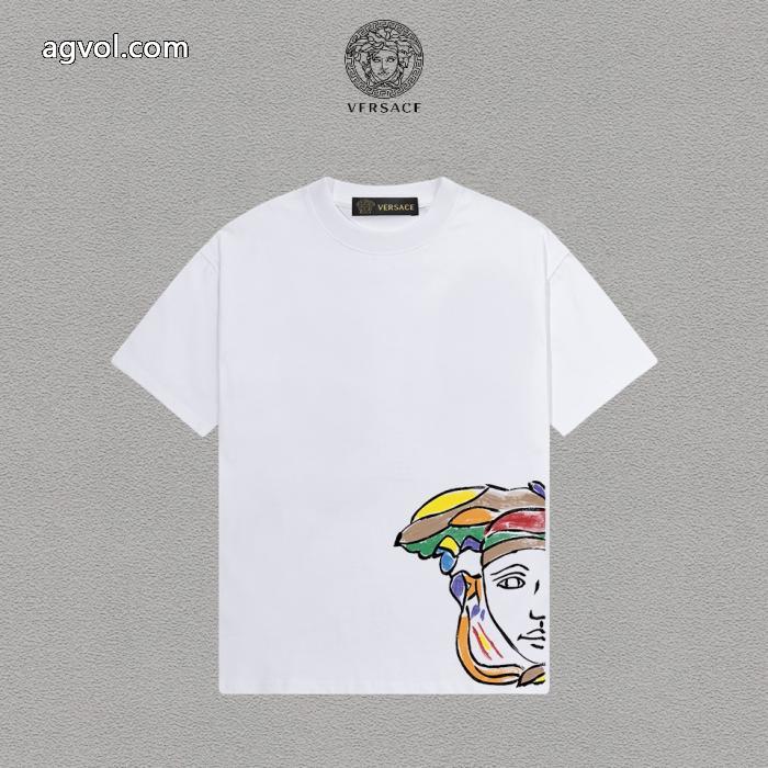 スマホケース 大人気国内発送 安心な品質ブランド 激安半袖TシャツVERSACE_0_1