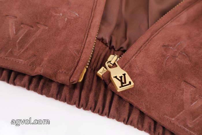 ジャケットLOUIS VUITTON今シーズン注目のアイテム お洒落さんの愛用率が高い 最新の2026アイテムコピー 商品 通販_0_2