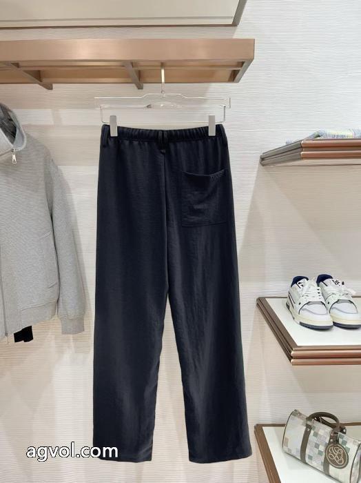 店舗で人気満点 新作限定大人で素敵 高級感のあるDIORスーパー コピースラックス._0_1