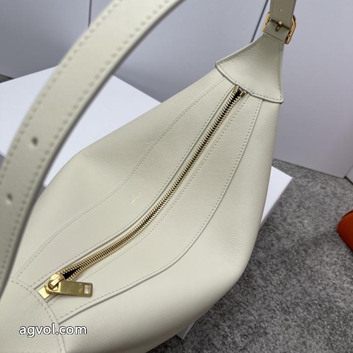 ブランド 偽物 通販2026新作登場 超人気でめちゃかわいい 新作セール価格で&nbsp;バッグセリーヌ._0_5
