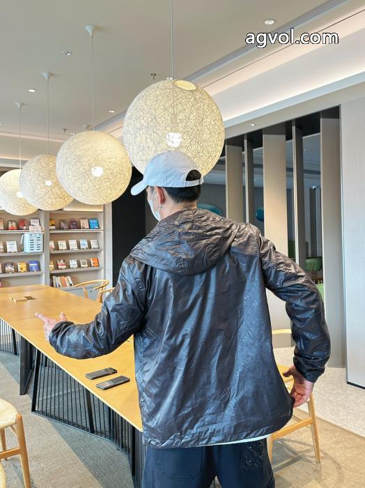 人気 ランキング シックでお洒落な 新作限定おしゃ可愛偽物 ブランド 販売MONCLERジャケット_0_2