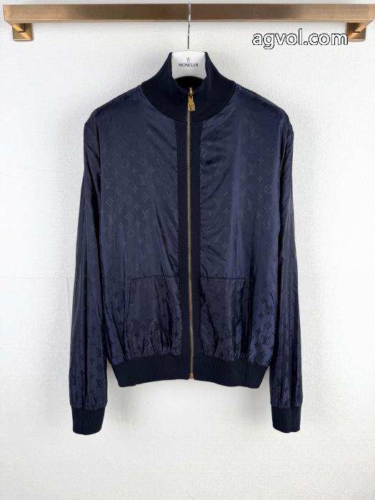 コートLOUIS VUITTON日本即完売予想 最安価格新品 激安専門店スーパー コピー 販売_0_1