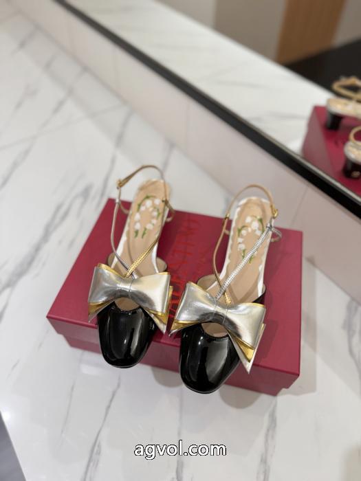 ファッションブランド 売上ランキング1位 オンライン限定商品コピー ブランド 通販サンダルVALENTINO._0_2