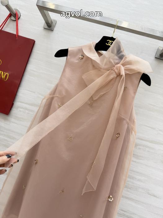 26-26AW 【最新】2026年2026のトレンド速報 2026年最新人気ワンピース激安 ブランドVALENTINO._0_5
