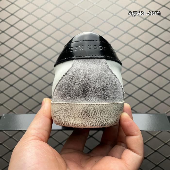 一目ぼれ可愛すぎ 幅広い層におすすめ 便利でかわいいスーパーコピーコピー 商品 販売スニーカー.._0_1