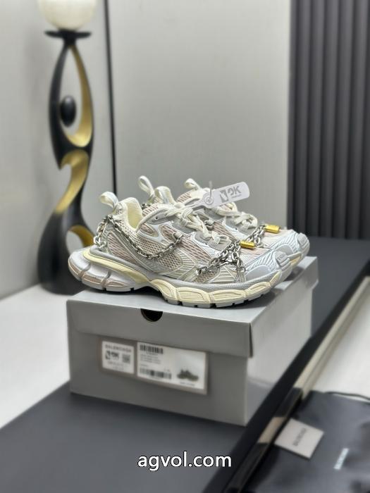 ブランド 通販 激安スニーカーbalenciaga手元に在庫あり 大人の余裕が漂う 大特価._0_1