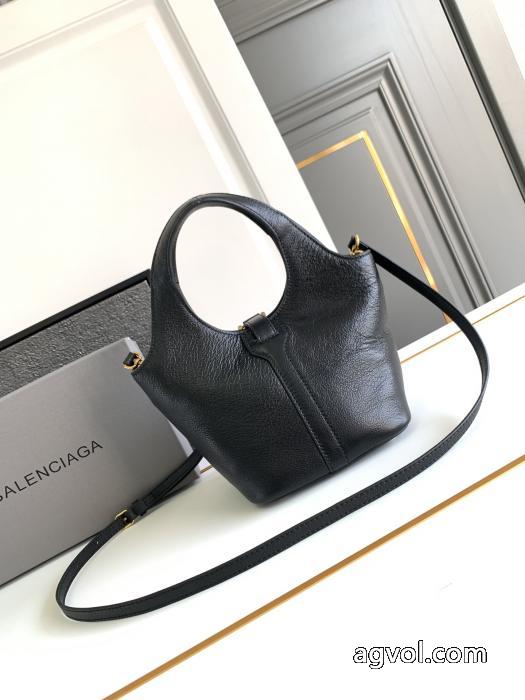 balenciagaブランド 偽物シーンで活躍する 大人の色味  26ss/大人気2026コレクションバッグ._0_2