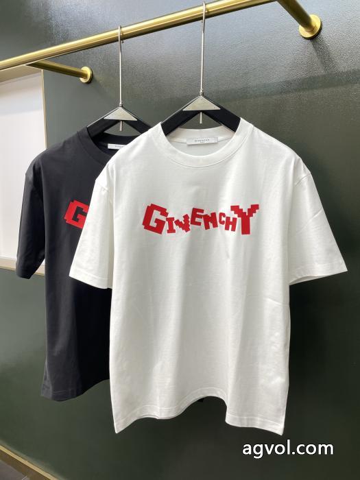 ブラッシュアップして華やかに 通気性が良い 定番人気商品激安 通販 専門店TシャツGIVENCHY._0_1