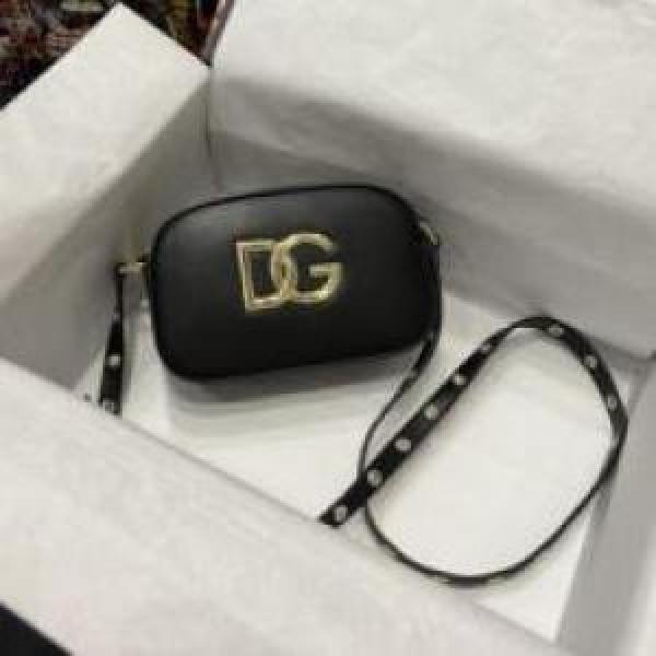 ドルチェ＆ガッバーナコピー シンプルな外観 2026 ミニバッグ Dolce&Gabbanaコピー バッグ 3色可選  ショルダーバッグ.600.