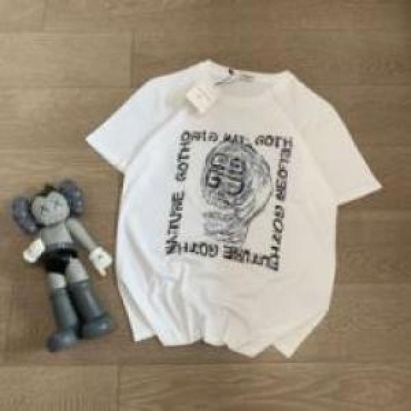 2026 半袖シャツ 注目のアイテム  ジバンシィコピー GIVENCHYコピー シックスタイルに活躍
