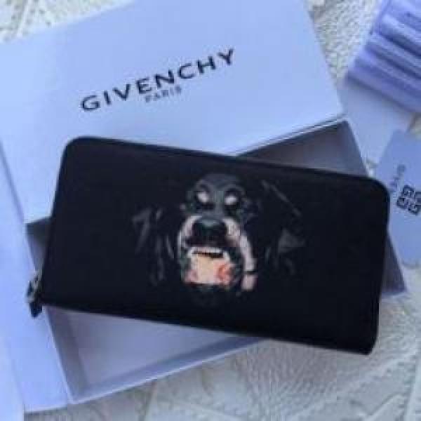 長財布 ジバンシィコピー セレブ愛用の超人気商品 GIVENCHYコピー 2026 スマートウォレット.602.