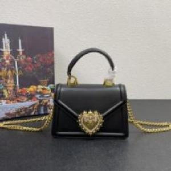 耐久性に優れ 多色可選  2026 Dolce&Gabbanaコピー バッグ 売れ筋のいい ドルチェ＆ガッバーナコピー ショルダーバッグ.600.