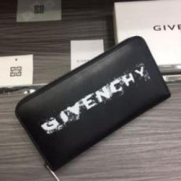 落ち着いた質感 GIVENCHYコピー 争奪戦必至 2026 ジバンシィコピー ウォレット.602.