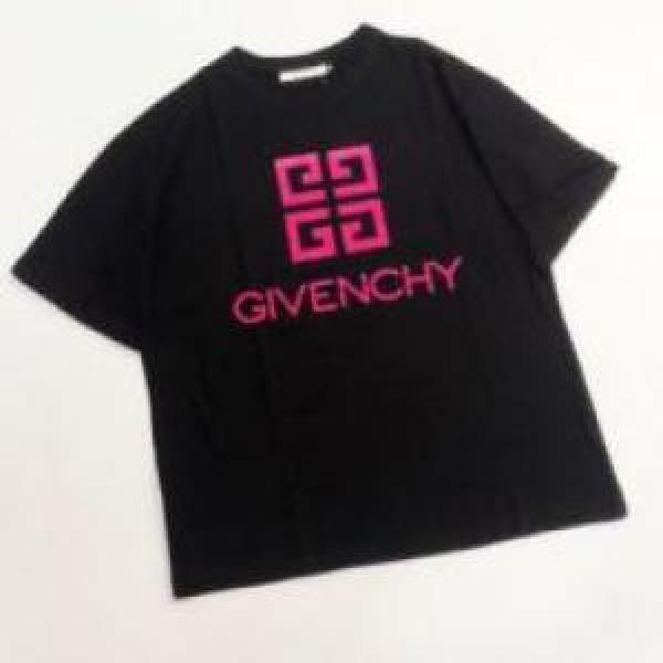 注目のアイテム ジバンシィコピー 2025 半袖シャツ GIVENCHYコピー 高級感漂わせる