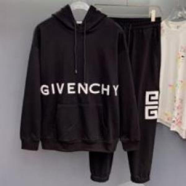 注目のアイテム  2026 上下セット ジバンシィコピー GIVENCHYコピー 2年以上連続１位獲得