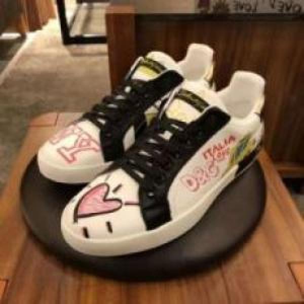 ナチュラルな素材感 2026 ドルチェ＆ガッバーナコピー シューズ Dolce&Gabbanaコピー お洒落自在 カジュアルシューズ
