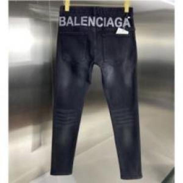柔らかデニム地 最安値！ BALENCIAGAコピー 海外セレブ定番愛用  バレンシアガコピー 2026