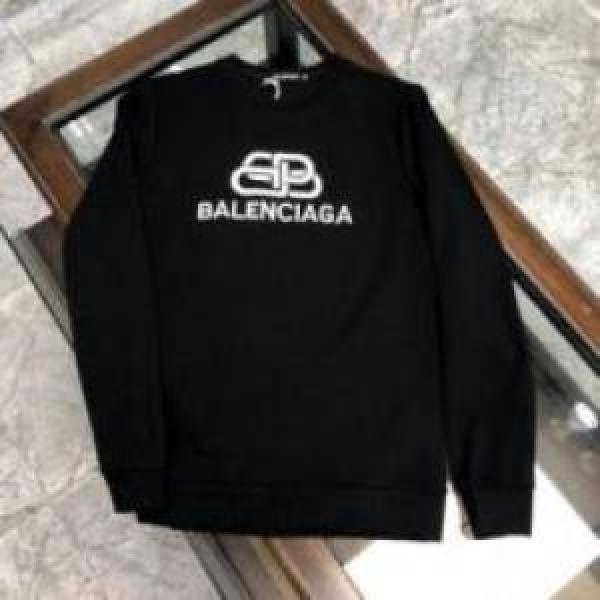 バレンシアガコピー 3色可選 上品に着こなせ トップス ルオーバーパーカー 2026 BALENCIAGAコピー