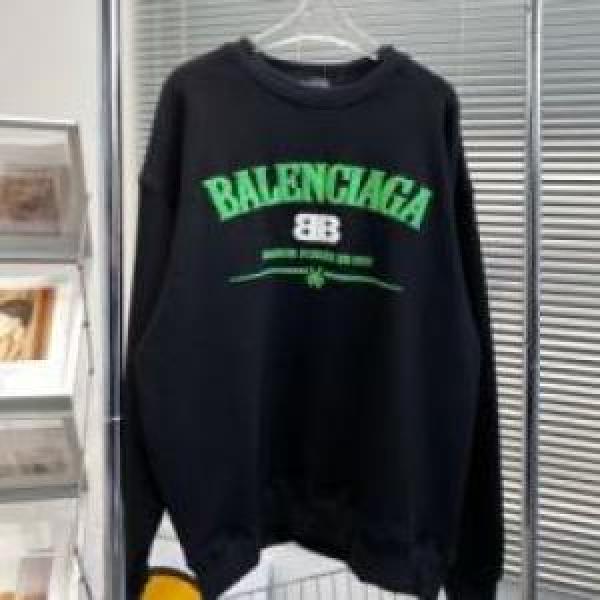 バレンシアガコピー 秋着用 プルオーバー トップス 優美なお出かけスタイル 2026 BALENCIAGAコピー