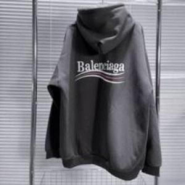 もっとも高い人気を誇る トップス  バレンシアガコピー 数に限りがある パーカー BALENCIAGAコピー 2026