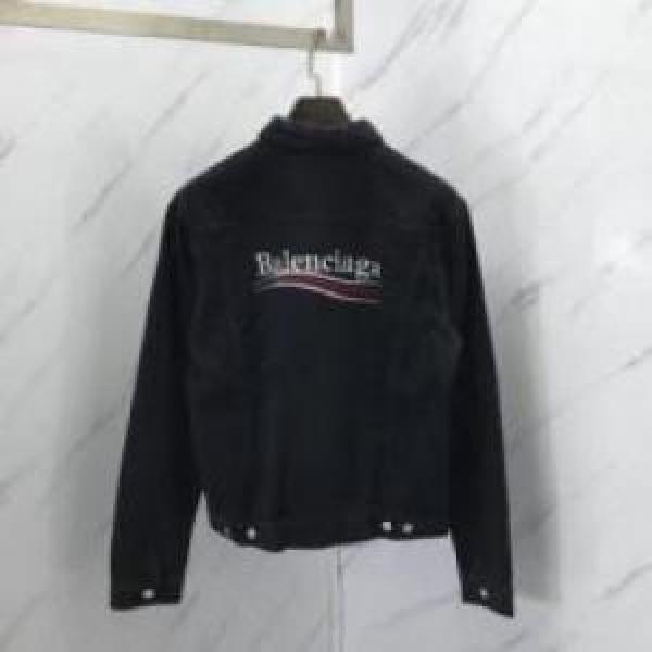 バレンシアガコピー デニムジャケット シックスタイルに活躍 2025 BALENCIAGAコピー トップス 人目を惹くデザイン