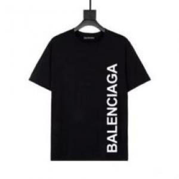 半袖Tシャツ 着回し度抜群 2色可選 バレンシアガコピー 2026 BALENCIAGAコピー 頑丈な素材