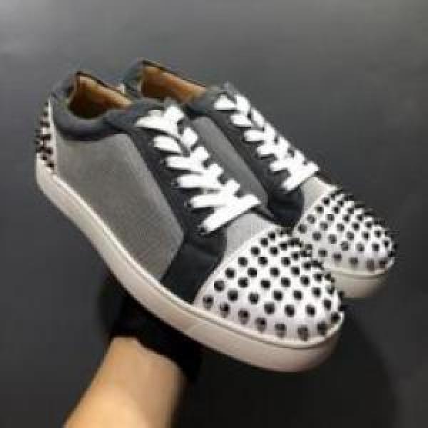 着用 クリスチャンルブタンコピー カジュアルシューズ Christian Louboutinコピー 2026 日本未入荷モデル シューズ