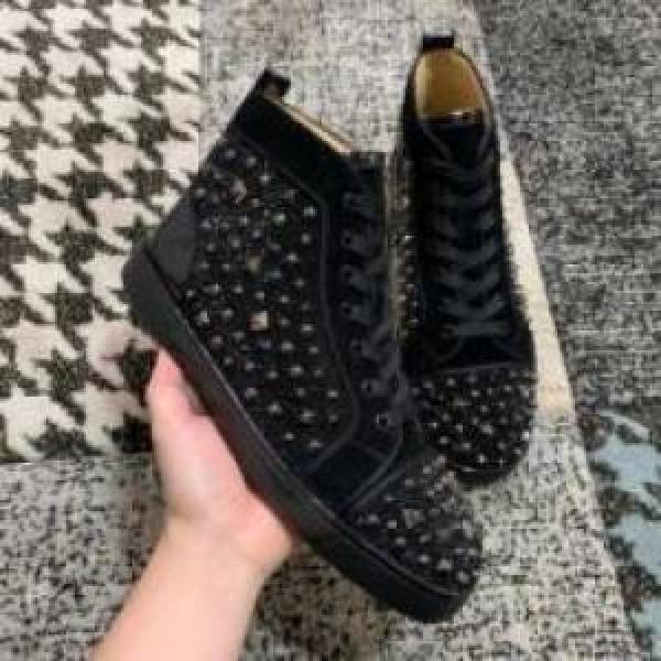 柔らかな質感  抗菌・防臭加工 スニーカー 2026 シューズ クリスチャンルブタンコピー Christian Louboutinコピー