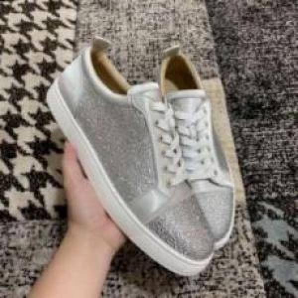クリスチャンルブタンコピー カジュアルシューズ 海外限定ライン 2026 一番人気の新作はこれ Christian Louboutinコピー  シューズ