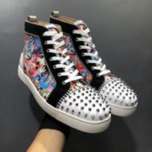 おしゃれに絶大な人気の シューズ クリスチャンルブタンコピー スニーカー 優しい履き心地 2026 Christian Louboutinコピー