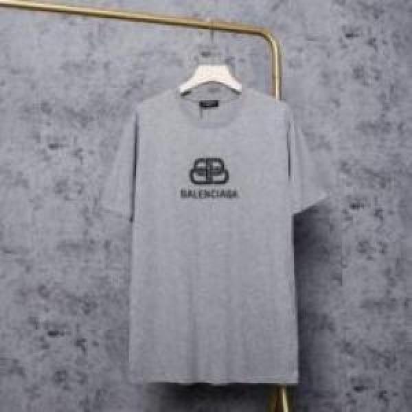 半袖Tシャツ 2026 人目を惹くデザイン 多色可選 バレンシアガコピー 優美なお出かけスタイル BALENCIAGAコピー