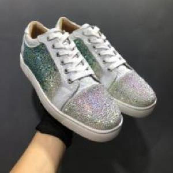2026 シックスタイルに活躍 シューズ Christian Louboutinコピー クリスチャンルブタンコピー 超限定即完売スニーカー