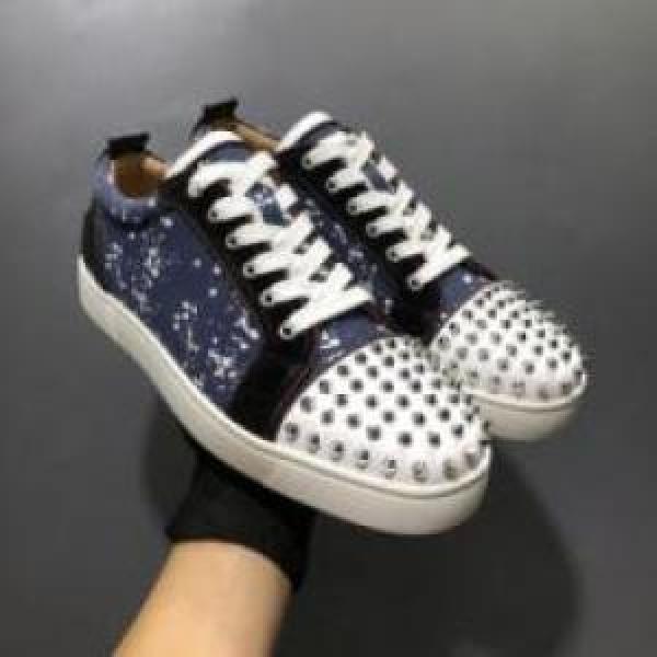 Christian Louboutinコピー  クリスチャンルブタンコピー 2025 シューズ 確定となる上品 スニーカー 着用