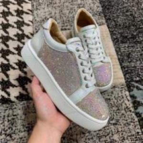 スニーカー クリスチャンルブタンコピー 日本未入荷モデル 2026 ファッション 人気 Christian Louboutinコピー シューズ