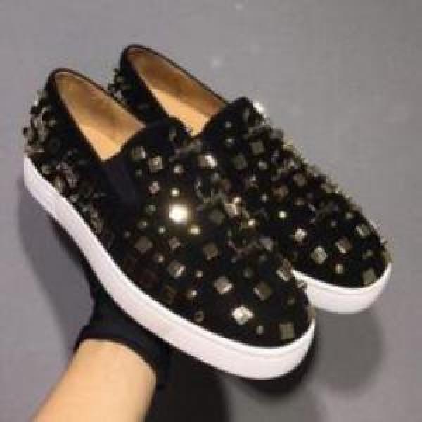 クリスチャンルブタンコピー  2025 シューズ カジュアルシューズ 売れ筋のいいChristian Louboutinコピー  数に限りがある