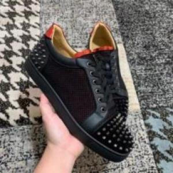 2026 機能性・耐久性抜群 クリスチャンルブタンコピー シューズ 軽量 スニーカー Christian Louboutinコピー