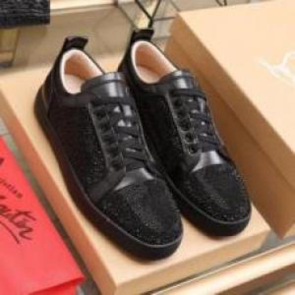 2色可選 2026 シューズ クリスチャンルブタンコピー  Christian Louboutinコピー カジュアルシューズ お洒落な存在感