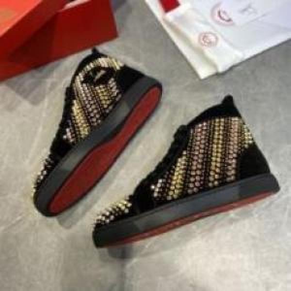 シックスタイルに活躍  2026 シューズ 限量販売 クリスチャンルブタンコピー Christian Louboutinコピー スニーカー