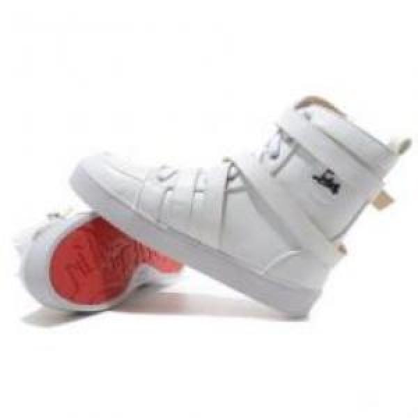 2026 強い魅力を感じる一枚  カジュアルシューズ  クッション加工 シューズ Christian Louboutinコピー クリスチャンルブタンコピー