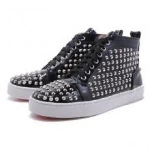 クリスチャンルブタンコピー 2026 シューズ  大人の個性を カジュアルシューズ Christian Louboutinコピー
