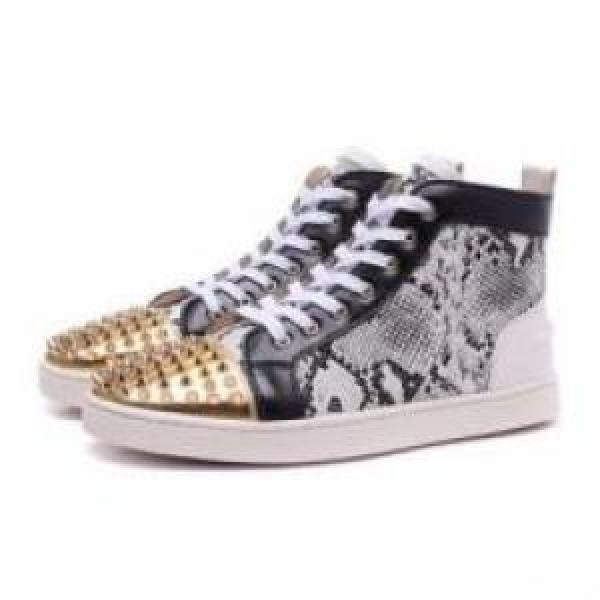早くも完売している クリスチャンルブタンコピー お洒落な存在感 シューズ  2026 カジュアルシューズ Christian Louboutinコピー