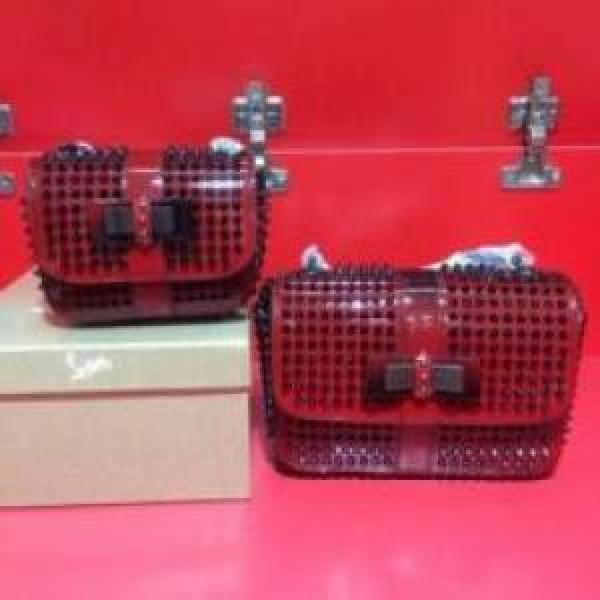 2026 Christian Louboutinコピー ムダな装飾を排したデザイン クリスチャンルブタンコピー 超目玉 耐久性.611.